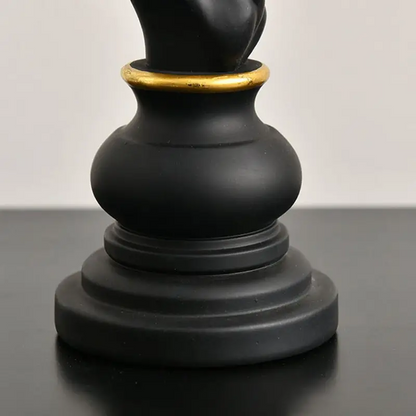 Figurine Chess Pieces