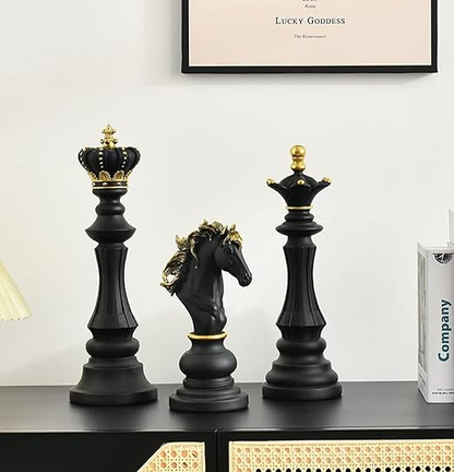 Figurine Chess Pieces